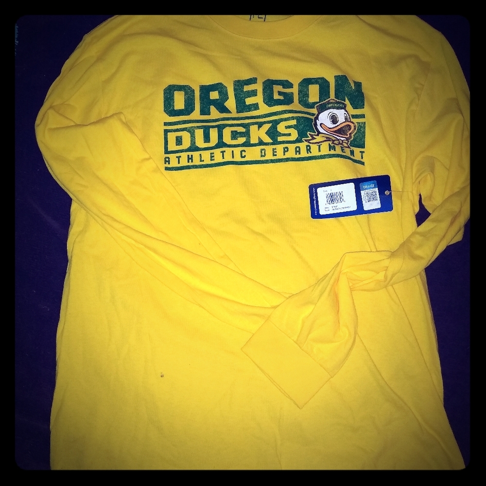 Oregon Ducks long sleeve